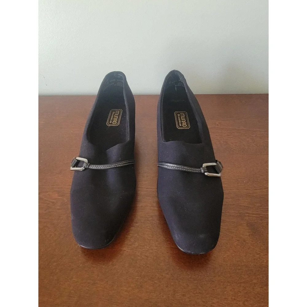 Munro Women's Cindi Black Fabric Comfort Slip On Buckle Block Heel Sz 11M